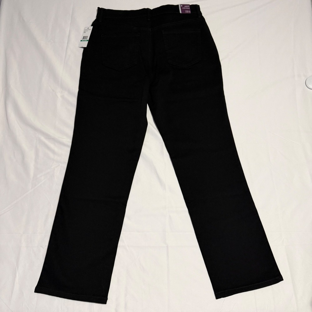 Gloria Vanderbilt Amanda Tapered Leg Jeans Black Classic Rise Women 12 Short NWT - Picture 3 of 9